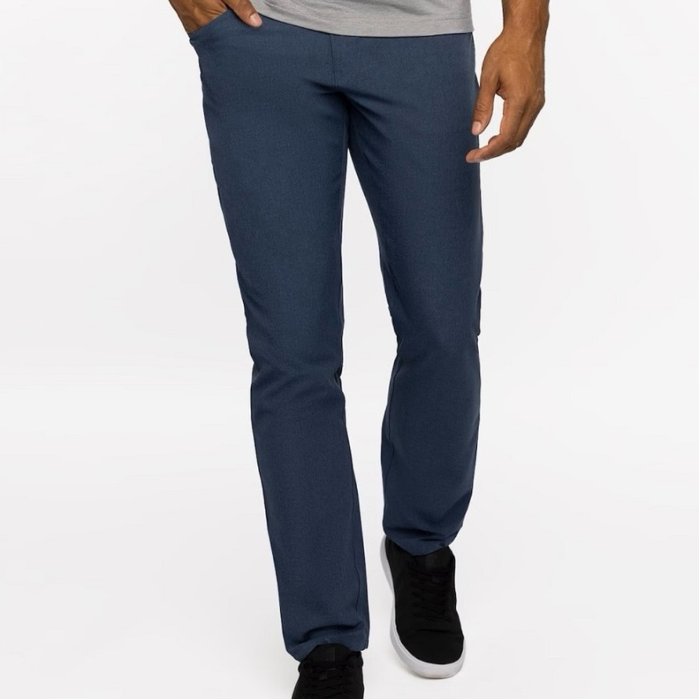 Travis Mathew Men's Open To Close Tech Chino Pant. Colour; Navy